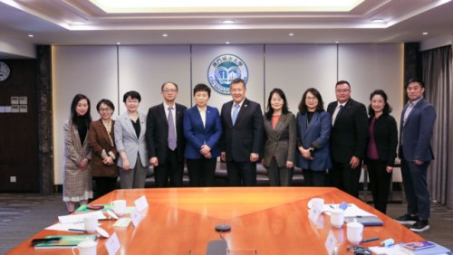 East China Normal University visits CityU Macau to facilitate in-depth cooperation